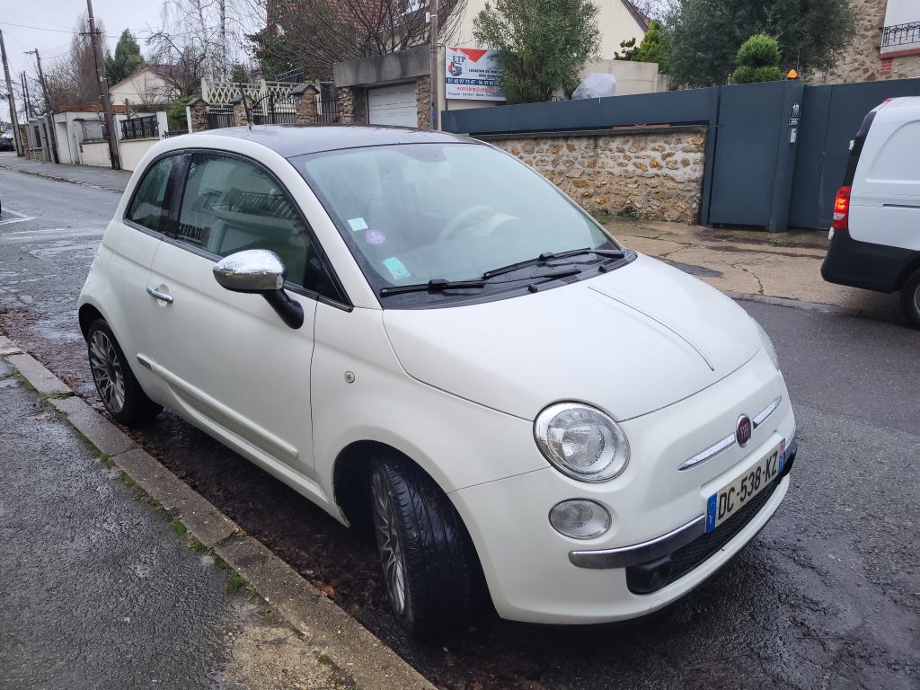 fiat_500_essence_lounge_villeneuve_le_roi_bsauto3_4_avant_droit
