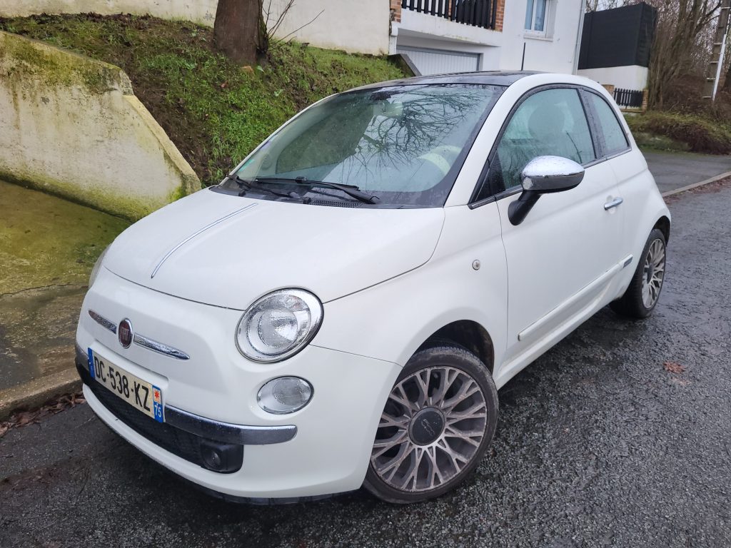 fiat_500_essence_lounge_villeneuve_le_roi_bsauto3_4_avant_gauche