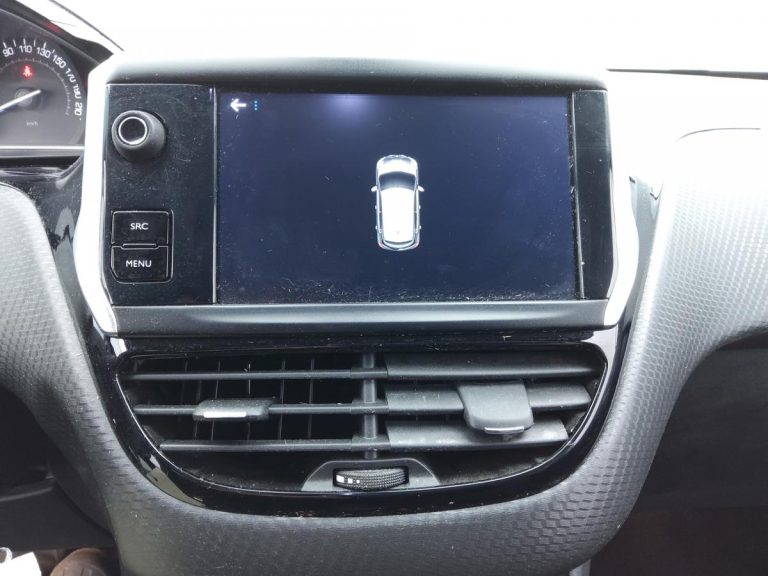 peugeot_208_allure_business_diesel_villeneuve_le_roi_bsauto_ecran_radars_de_recul
