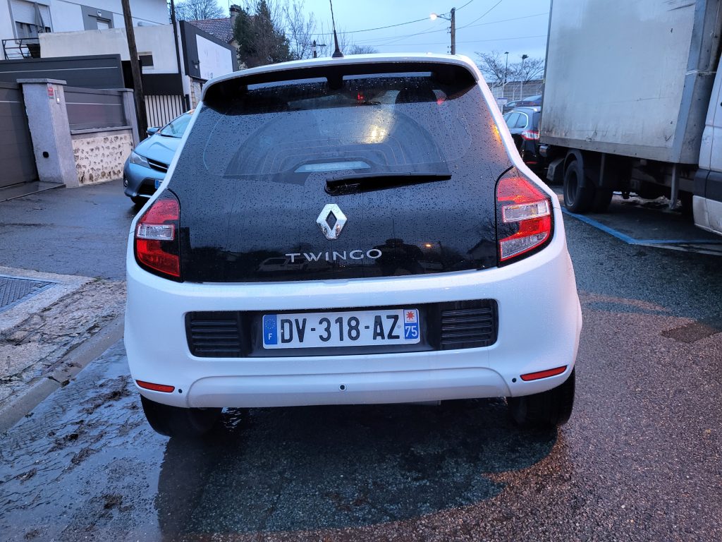 renault_twingo_3_limited_essence_gps_camera_villeneuve_le_roi_bsauto_arriere