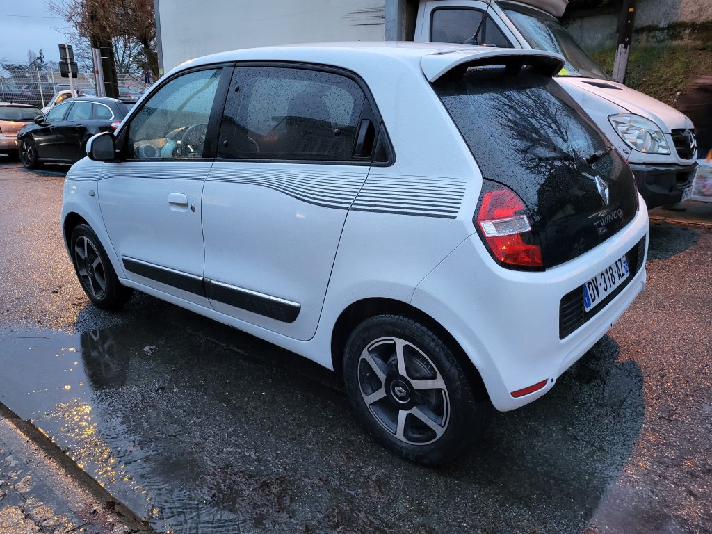 renault_twingo_3_limited_essence_gps_camera_villeneuve_le_roi_bsauto_arriere_gauche