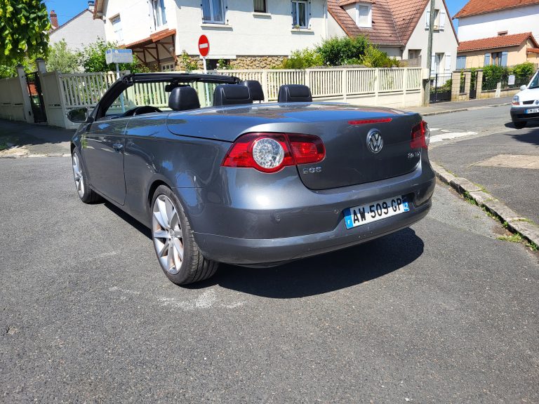 volkswagen_eos_sportline_cabriolet_arriere_gauche_decapote_bsauto_villeneuve_le_roi