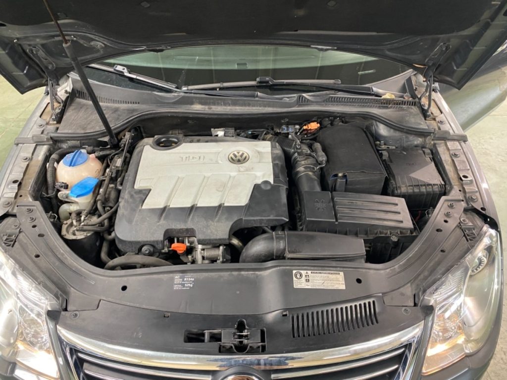 volkswagen_eos_sportline_moteur_bsauto_villeneuve_le_roi