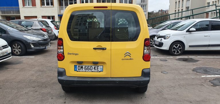 Citroen_berlingo_business_boite_automatique_bsauto_villeneuve_le_roi_location_utilitaire_arriere