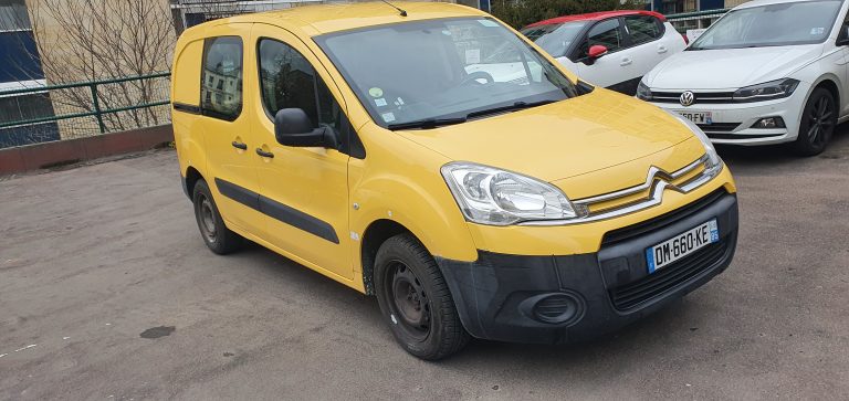 Citroen_berlingo_business_boite_automatique_bsauto_villeneuve_le_roi_location_utilitaire_avant_droit