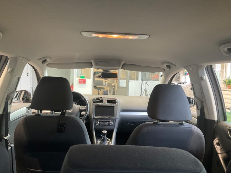 voiture_golf_6_gris_essence_villeneuve_le_roi_bsauto_interieur_arriere