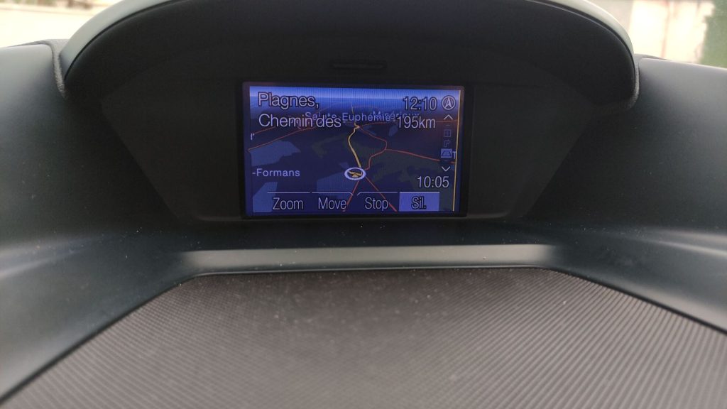 Ford_Grand_Cmax_gris_automatique_titanium_villeneuve_le_roi_bsauto_GPS
