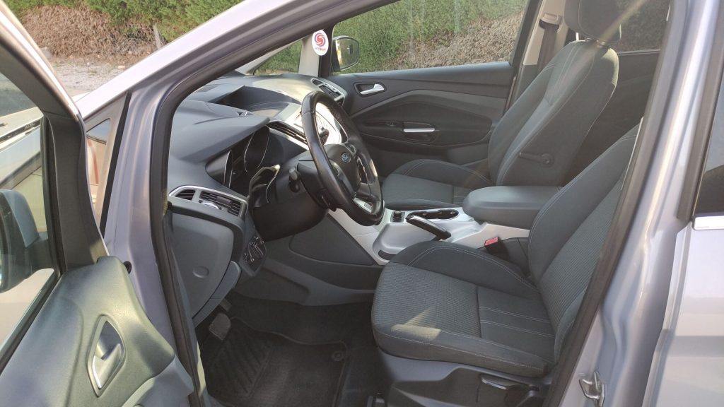 Ford_Grand_Cmax_gris_automatique_titanium_villeneuve_le_roi_bsauto_interieur_avant